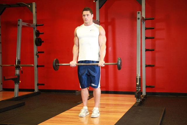 Barbell Curls – start position