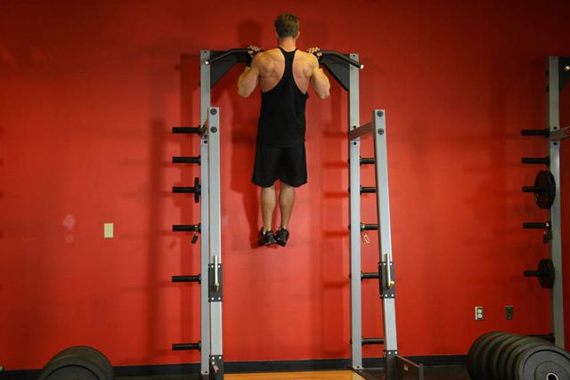 Chin-Ups – end position