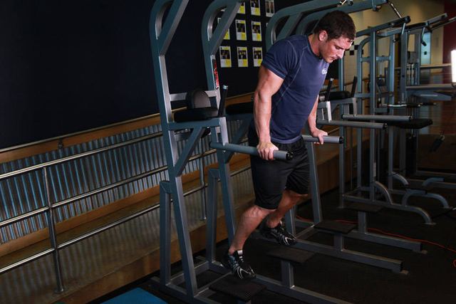 Parallel Bar Dips – start position