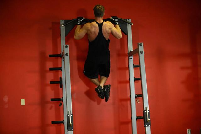 Pull-Ups – end position