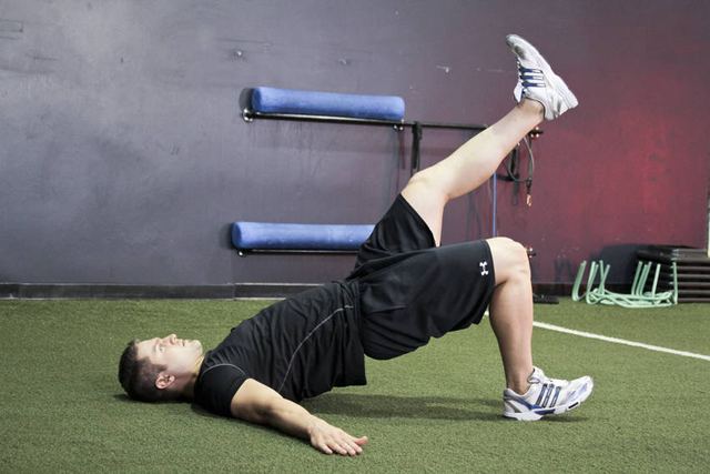 Single-Leg Glute Bridges – end position